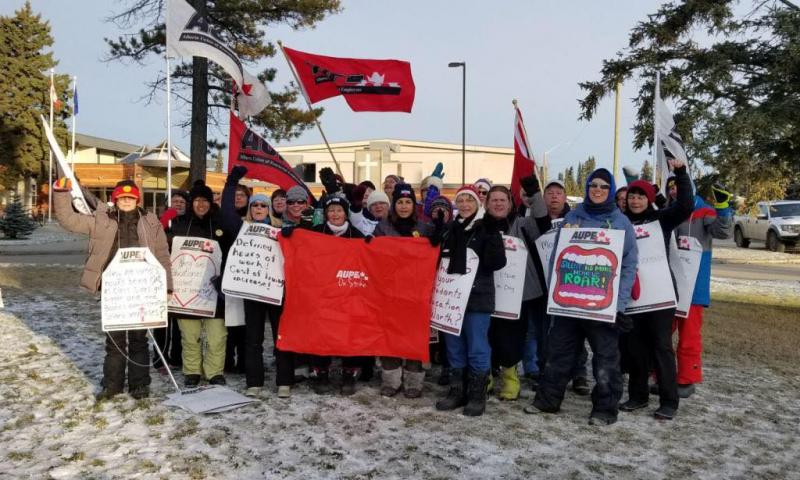 Living Waters members in Edson on the strike picket line in 2018